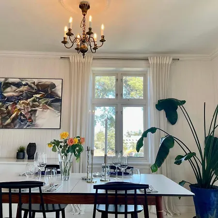 Classic With Sunny Garden - Walking Distance Center Dom wakacyjny *